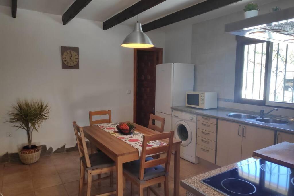 Casa Rural Cortijo El Verdial トロクス・コスタ エクステリア 写真